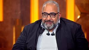 أحمد نوتردام فيلم كوميدي مصري من إنتاج سنة 2021.الفيلم من إخراج محمود كريم، وتأليف لؤي السيد، وإنتاج وليد صبري، ومن بطولة رامز جلال، وغادة عادل، وخالد الصاوي، وبيومي فؤاد، وحمدي الميرغني. Av0m3kvfil6pym