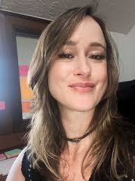 Eve Kuhn's Instagram, Twitter & Facebook