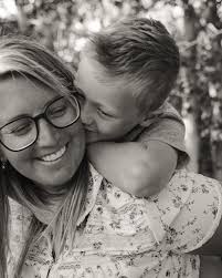 JESS LAXDAL x PHOTOGRAPHER