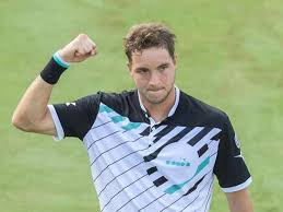 Glencheck steht wie kein anderes muster für souveräne klasse. Der Warsteiner Hat Bislang In Halle Noch Kein Match Im Einzel Gewonnen Struff Als Junger Vater Erfolgreich Wie Nie Sport Westfalen Blatt