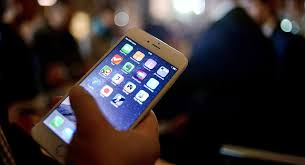 تطبيق Meme Cleaner يتيح لك امكانية البحث عن الصور المكررة بجوالك وحذفها Blackberry Phone Electronic Products Blackberry