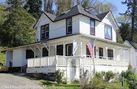 Jul 27, 2019 · the famous house of brothers mikey walsh (sean astin) and brand (josh brolin) is located in the hills of astoria overlooking the columbia river. The Goonies House Astoria Or One Hundred Dollars A Month