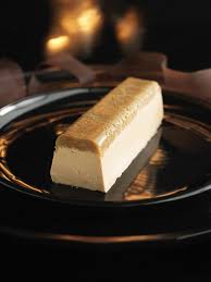 Epingle Sur Les Buches Et Gateaux De Noel Et Du Nouvel An Christmas And New Year Logs And Cakes