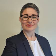 Hey Everyone, I am new here and would like to just introduce myself. My  name is Krystal Long and I am based in Ireland. I am currently studying a  Master's Degree in