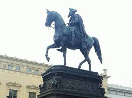 In may 2016, he became known for unofficially being the world's most handsome horse. Equestrian Statue Of Frederick The Great Berlin Trekkerpedia