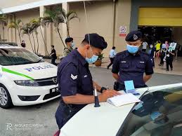 Jadi, saya memang terujalah apabila dapat tahu bahawa kerja tersebut akan melibatkan saya mengetuai sekumpulan pembanci menjalankan aktiviti banci dari rumah ke rumah. Bpjkk Penyelia Mpv Pantau Polis Daerah Sungai Buloh Facebook