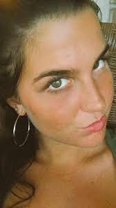 Lea Cable's Instagram, Twitter & Facebook