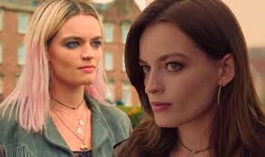 The most common pink blonde hair material is polyester. Fellow Fans Blonde And Pink Hair Maeve Or Brunette Maeve And Why I Think Brunette Is Better Netflixsexeducation