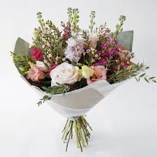 Mothers day flowers delivery for may 9, 2021 at send flowers. Best Mother S Day Flowers 2019 Last Minute Flower Delivery Deals For This Sunday Mirror Online