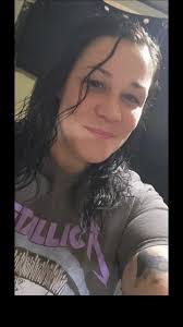 Renee Harding's Instagram, Twitter & Facebook