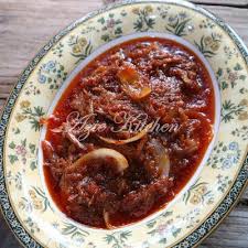 Caranya, selepas dibasuh, perap sotong bersama garam. Sambal Sotong Oleh Azie Kitchen Bahan Bahan 10 Ekor Sotong 20 Biji Cili Kering 10 Ulas Bawang Merah 6 Ulas B Resep Masakan Malaysia Resep Makanan India Tumis