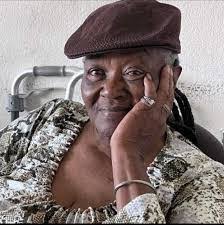 Edna Ross's Instagram, Twitter & Facebook