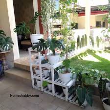 ‼️ ready stock ‼️rak pokok bunga bertingkat / flower pot plants. Tak Hanya Rapi 6 Desain Rak Bunga Untuk Teras Rumah Yang Bikin Sejuk Dan Tertata Rapi Homeshabby Com Design Home Plans Home Decorating And Interior Design