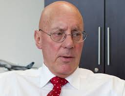 Queenstown mayor sued over collapse of building company