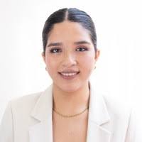 800+ perfiles de «Ynes»