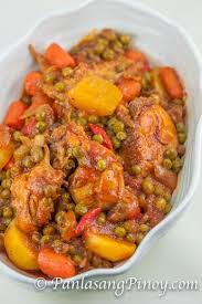 This Chicken Afritada Recipe Are Slices Of Chicken Cooked In Tomato Sauce Along With Onions And Carrots Try This Awesome Chicken Afritada Recipe Recipes Food