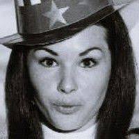 Jacqueline Malouf's Instagram, Twitter & Facebook