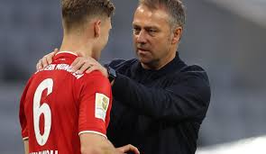 Erst holte er mit viel körpereinsatz und einem abschluss einen eckstoß für die schweiz heraus. Fc Bayern Munchen Gala Nach Dem Titelgewinn Suchtig Nach Dem Kick