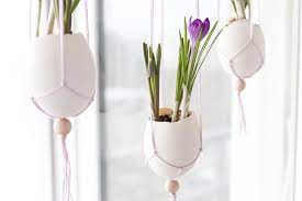 Ostern dekoration fenster fenster dekorieren haus dekoration ostern fensterdeko deko ast fensterdeko ideen weihnachtsdekoration kleiderschrank platzsparend kleiderschrank ikea. Fenster Deko Fur Ostern Makramee Ostereier Ars Textura Diy Blog