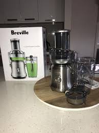 Coffee machine sits at a comfortable intersection where ease of use, automation, and affordability meet. The Juice Fountain Cold Plus Juicer Machine Breville