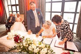 I love you to the moon and back and am so grateful for your friendship and all the fun times we've shared this year. Daughter And Mother Who Said They Re Best Friends And Share Everything Shared Their Wedding Ceremony Readsector