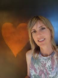 Hi all! I'm here to learn the most I can about fiber . I knit and would  like to learn how to spin and anything else related to fiber.