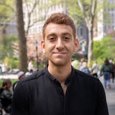 Create CX has another Hiring Update to share! We're excited to announce the  hiring of Daniel Tepper, our new Senior Training Manager, Customer  Experience at Create CX. Daniel comes to us with