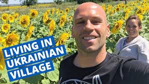 American citizen living in Ukraine explains his decision to stay