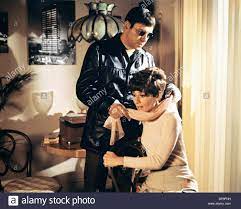 Jung ziso / da hye lee jung eun / moon gwang lee sun kyun / dong ik park myung hoon / geun se park so dam / ki jung song kang ho / ki taek. Alan Arkin Audrey Hepburn Warten Sie Bis Dunkel 1967 Stockfotografie Alamy