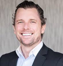 calabash real estate, 7504 SW Bridgeport Rd, Portland, OR 97224, US