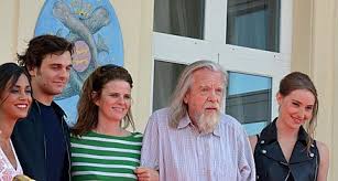 Born into an artistic environment, his mother a french alsatian former. Maestro 2014 Film Wikiwand