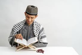 Melindungi dari kejahatan membaca surat yasin setiap hari dapat menolak kejahatan yang sedang. Anjuran Membaca Yasin 3 Kali Di Malam Nisfu Syaban Kumparan Com
