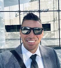 Michael Strosnider's Instagram, Twitter & Facebook