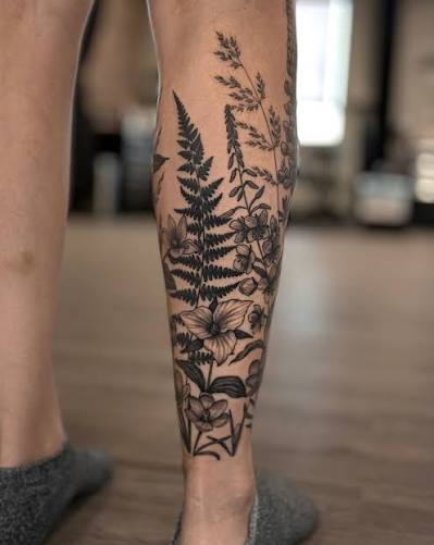 Wildflowers lower leg sleeve for Kaitlin Fern and fireweed are my personal favourites 🥰 What are yours?