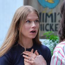 The McBride sisters (Lyndsy Fonseca, Kimberley Sustad, Erica Durance) will  reunite with their matriarch (Barbara Niven) for a memorable birthday  celebration in tonight's Hallmark Channel premiere of "North to Home."