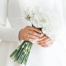 Tag someone you know who would love this! A Nice Day For A White Wedding The Essential Flower Guide Stylewatch Flower Style Magazine