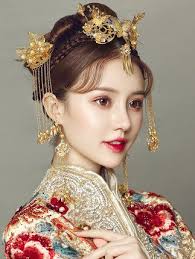 Chinese Bride Hair Style Matching Hair Accessories Tradition Hair Style Ancient Hair Style Weddings Ha Chinese Bride Bridal Hair Accessories Bridal Tiara