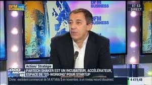 Ce samedi 26 mai dans la soirée, un homme a escaladé à mains nues la façade d'un immeuble du 18e arrondissement de paris, pour porter secours à un enfant suspendu dans le vide. A Paris Un Homme Escalade Un Immeuble Pour Sauver Un Enfant Suspendu Dans Le Vide