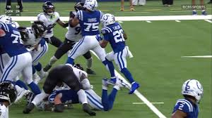 Jonathan Taylor's 2nd TD score puts Colts' back into contest