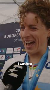 Derrick Lewis celebrated his win at #UFCNashville his own way 🤣