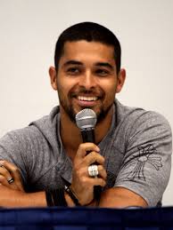 After that '70s show came to a conclusion in 2006, valderrama continued appearing in both tv shows and movies. Wilmer Valderrama Wikipedia