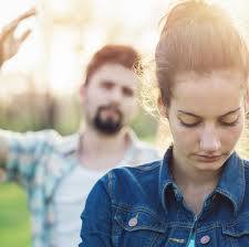 Love Bombing: Wenn du mit Liebe überschüttet wirst, bis du platzt