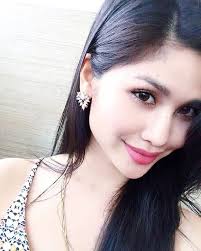 Mungkin juga pelakon ini hanya memenuhi watak pembantu, serta kurangnya kontroversi dikaitkan dengannya. Biodata Penuh Afifah Nasir Pelakon Drama Pengantinku Jatuh Dari Langit Picisan Hakim Ramli