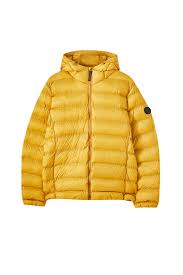 It was founded in 1986 as new wear, s.a. Episcop Imagina Pelmel Geci Barbati Pull And Bear Apiganias Friends Org