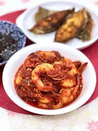 Sambal udang menjadi pelengkap menu santapan akhir pekan yang menggoyang lidah. Resepi Sambal Udang Sedap Mat Gebu Aku Sis Lin