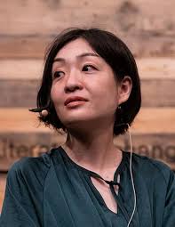Fascinating interview with Sayaka Murata. Perhaps sharing a little more  than we need to know. 📚🌸