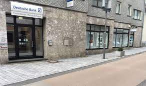 Öffnungszeiten der deutsche bank in hamburg. Finanzberater Fur Die Deutsche Bank Filialen Cylex Filialfinder