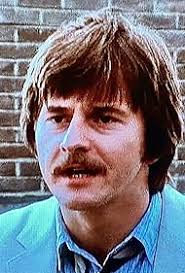 Shoestring" Listen to Me (TV Episode 1979)