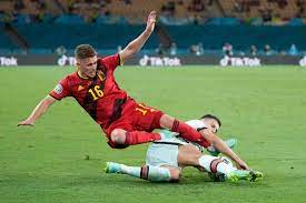 Specialer wordt een match niet meer voor yannick carrasco (27). Iu77knvfbevt5m