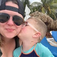 Alexandra Ashcraft's Instagram, Twitter & Facebook